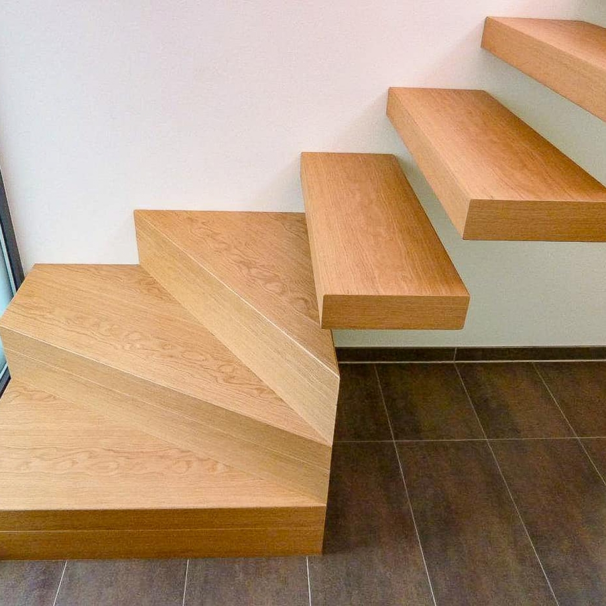 Kragarmtreppen - Paltian Treppenbau GmbH